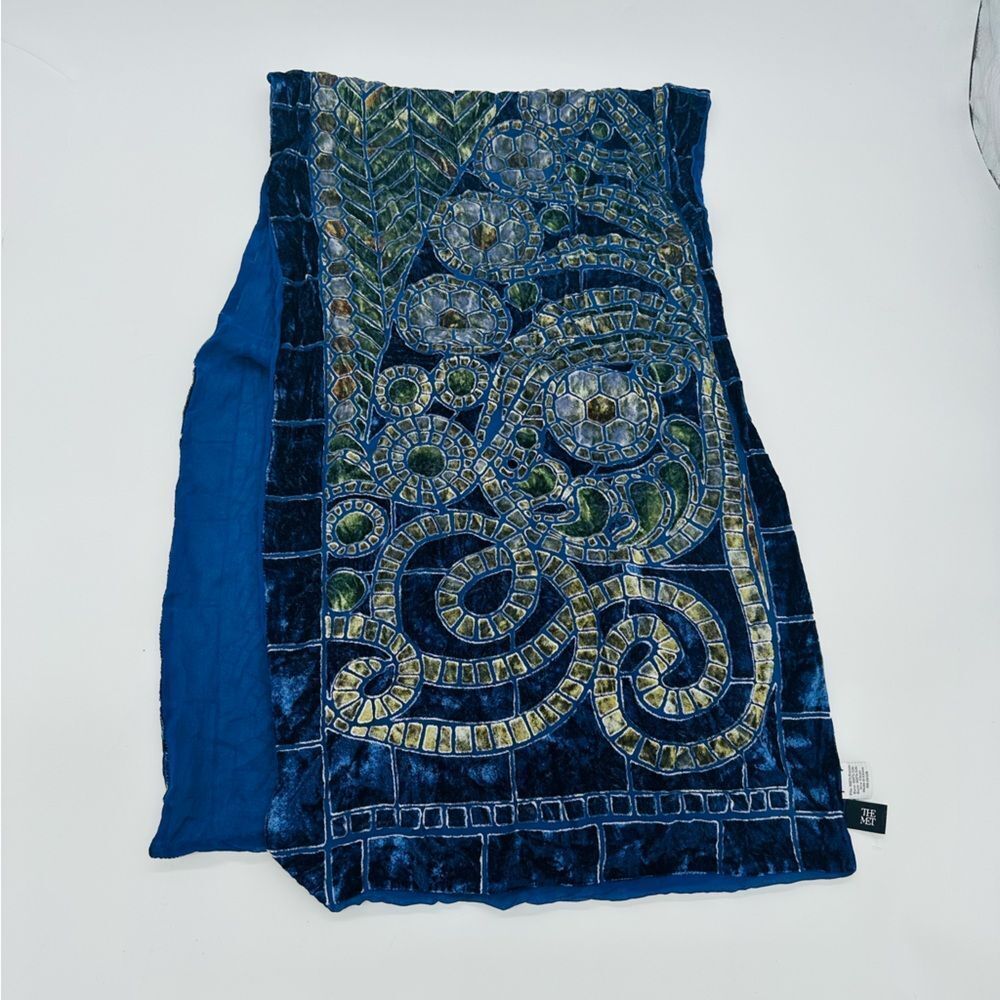 The Met Blue Silk and Velvet Scarf Wrap Vintage
